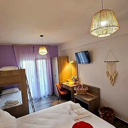 Niriides Boutique Hotel 3*