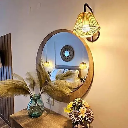 Hotell Niriides Boutique 3*