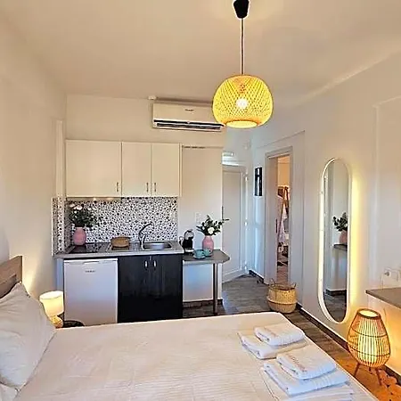 Hotel Niriides Boutique 3*