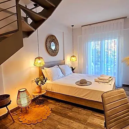 Niriides Boutique 3*